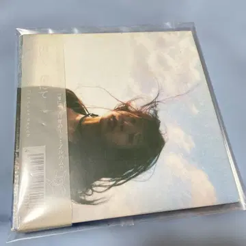 on the love beach 종이 재킷