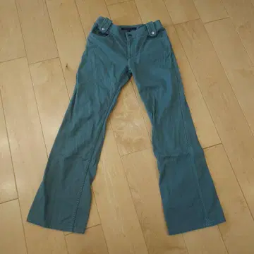 MARC JACOBS 그린 부츠컷 데님 4