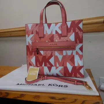 MICHAEL KORS 로고 프린트 토트백