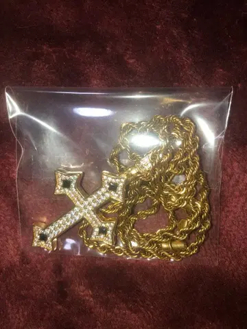 1년 사용 가능 지르코니아 골드 목걸이