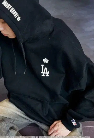 MLB x MARY QUANT 속기모 후드티