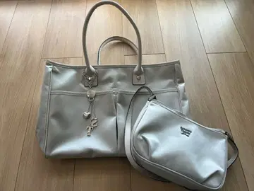 Samantha Thavasa 토트백 & 미니 토트 (참 포함)