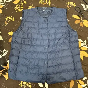 UNIQLO PUFFTECH 베스트 3XL 네이비