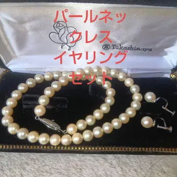 미사용에 가까운 크림 핑크색 펄 목걸이와 귀걸이 세트 코멘트 10% 할인