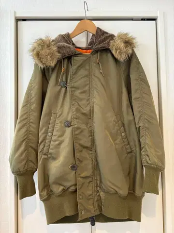 저널 스탠드 모즈 코트