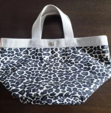 에르베샤 펠리에 707 팬서 블랑 실버 핸들 M