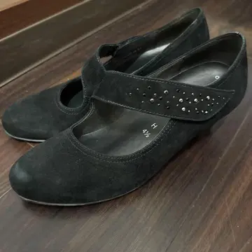 Gabor 가보르 스트랩 펌프스 블랙 23.5