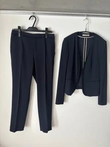 베이지 신디 네이비 x 블랙 셋업 상하의 레어! 6 사이즈