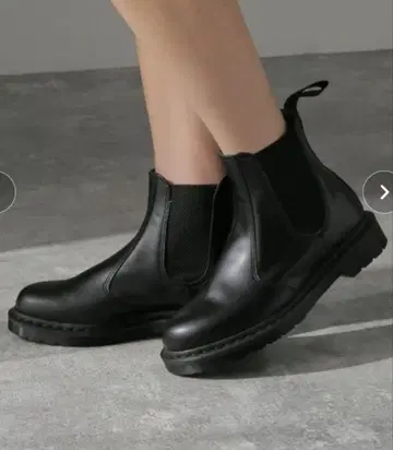 닥터마틴 사이드 고어 부츠 23cm