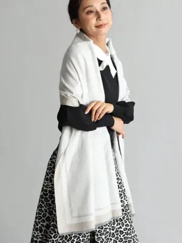 이번 시즌 숄 투모로우랜드, 두지엠 클라세, 르 쉘 블루, 이에나