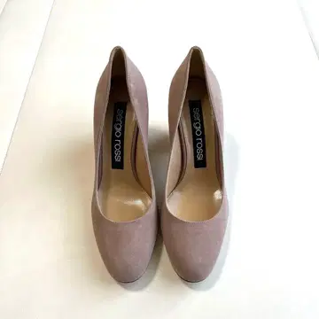 미사용 새상품 세르지오로시 핑크 베이지 스웨이드 펌프스 37.5