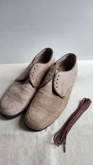 Hush Puppies 베이지 스웨이드 드레스 신발 vintage