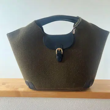 TREASURE TOPKAPI 울 가죽 변형 토트백 카키