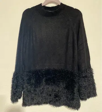 미사용 RNA Audition 블랙 긴팔 니트