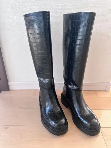 ZARA 자라 롱 부츠 블랙 크로커다일 패턴
