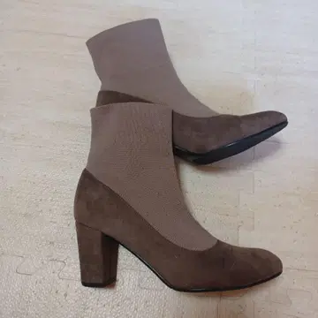 브라운 스웨이드 니트 부티 L 사이즈 베이지