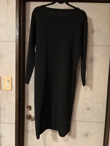 블랙 긴팔 니트 원피스
