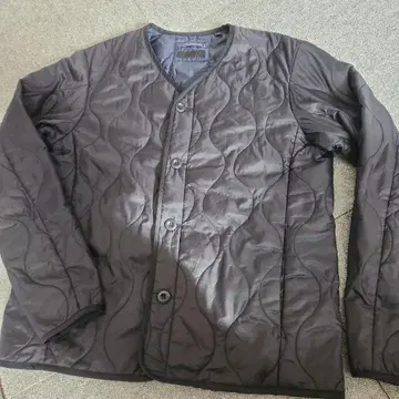 유니클로 퀼팅 자켓 패딩 자켓 L 라이트 다운