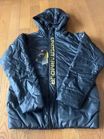 UNDER ARMOUR 후드 부착 다운 자켓