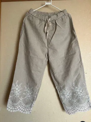 [ 택 포함 미사용 ] 사만사 모스모스 밑단 레이스 속바지 아이보리