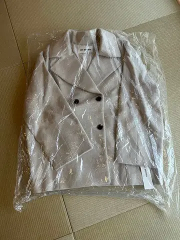 Lily Brown 새상품 베이지 더블 브레스트 코트