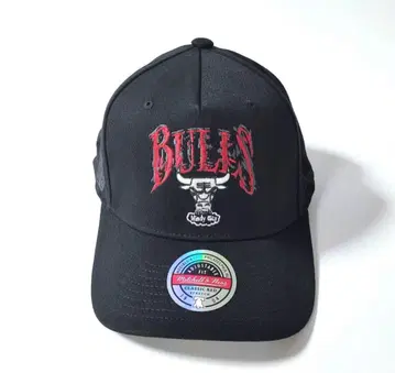 새상품 BTS SUGA x NBA Mitchell&Ness 캡 모자