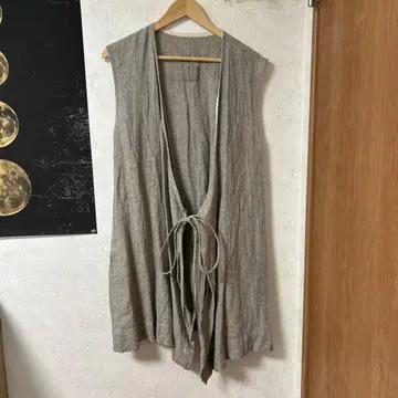 베리떼꾸르 그레이 오픈 프론트 베스트