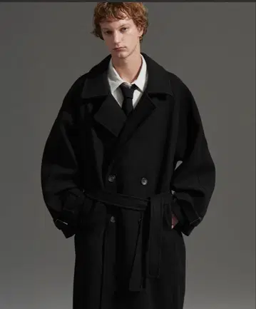 더블 브레스트 블랙 체스터 코트