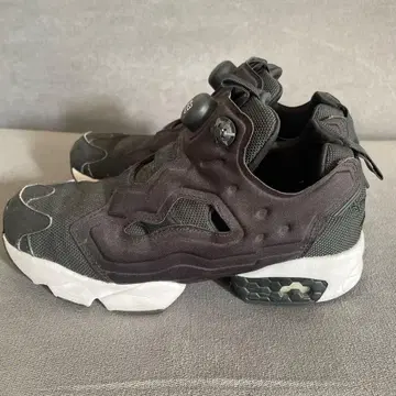 Reebok 인스타펌프 블랙