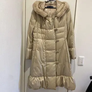 엠즈 그레이시 다운 코트