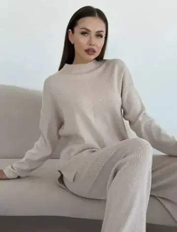 베이지 리브 니트 셋업