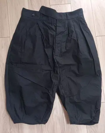 블랙 워크 팬츠 플리츠