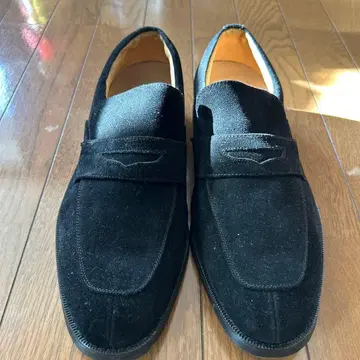 Hush Puppies 블랙 스웨이드 로퍼