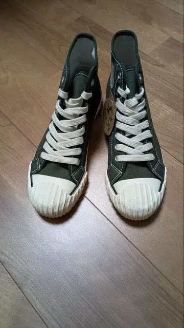 amber wall 하이컷 스니커즈