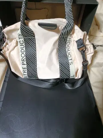 THEATRE PRODUCTS 숄더백 베이지(S)