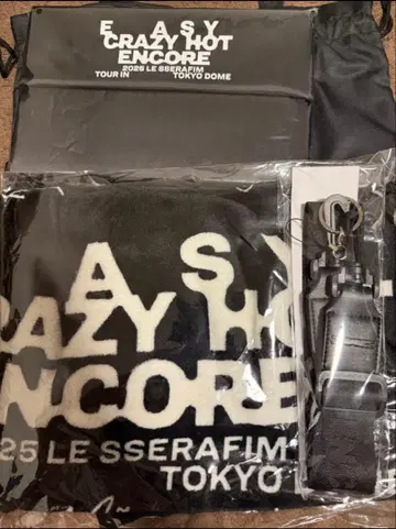 [ 미개봉 ] LESSERAFIM 도쿄돔 프리미엄 시트 혜택