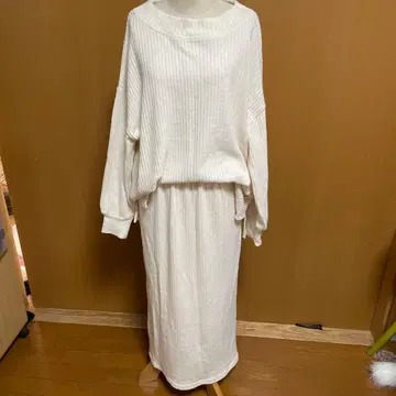 리브 화이트 셋업