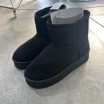 블랙 어그 부츠