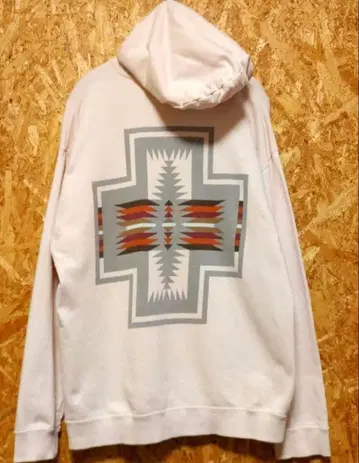 펜들턴 아메리카 원주민 패턴 후드티