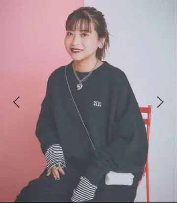 MIKU 기획 맨투맨 지나시스 블랙