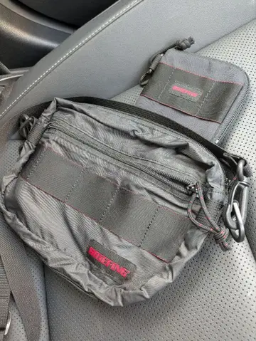 새상품급 BRIEFING 숄더백 코인 케이스 세트