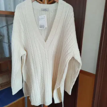 relume 아이보리 케이블 니트 미사용
