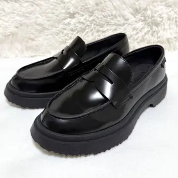 새상품급 CAMPER 캠퍼 Walden 워든 로퍼 36 블랙