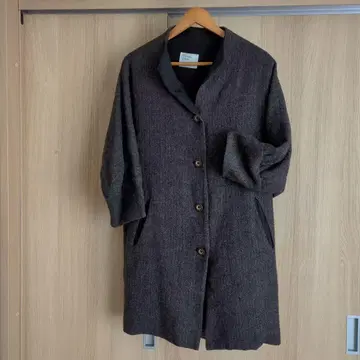 비기 LOISIR 다크 브라운 코트 하자품