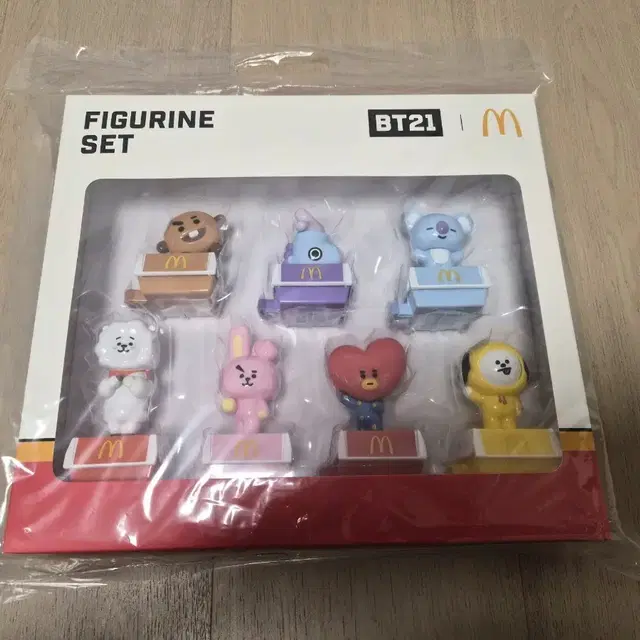 미개봉 맥도날드 BT21 피규어 세트