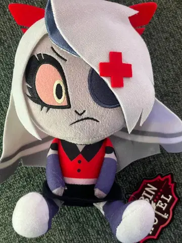 해즈빈 호텔에 오신 것을 환영합니다 라운드원 한정판 앉은 봉제 인형 바기