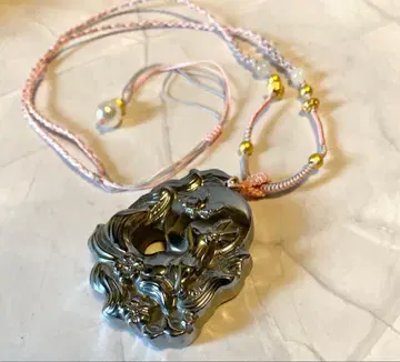 테라헤르츠석 목걸이