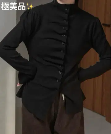 [ 컨디션 최상 ] 라우지 하이넥 프론트 웨이브 니트 블랙 lawgy