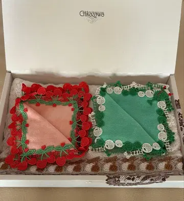 치카자와 레이스 손수건