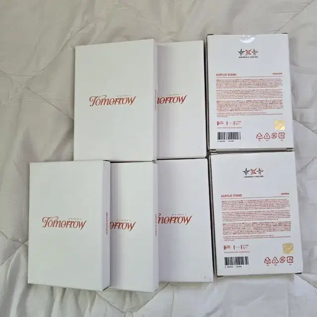 미개봉)투바투 투머로우 팝업 아크릴 스탠드 수빈 연준